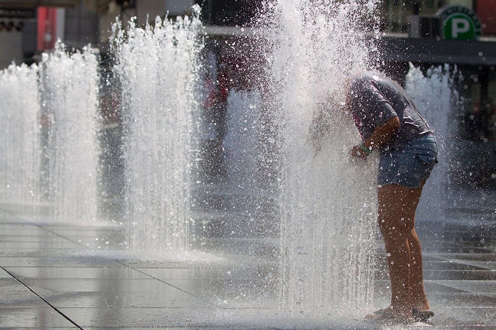 Toronto residents were likely seeking various ways to escape the heat, as temperatures hit a 2015 record high of 33.3 C at Pearson International Airport Wednesday.