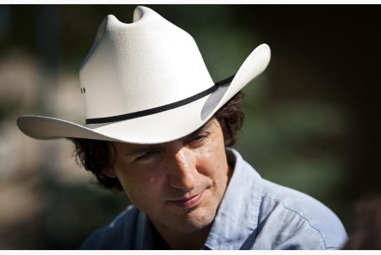 Nearly 3,000 people attended a Justin Trudeau campaign stop in Calgary on Sunday,  clearly excited to see the Liberal leader, writes Gillian Steward.