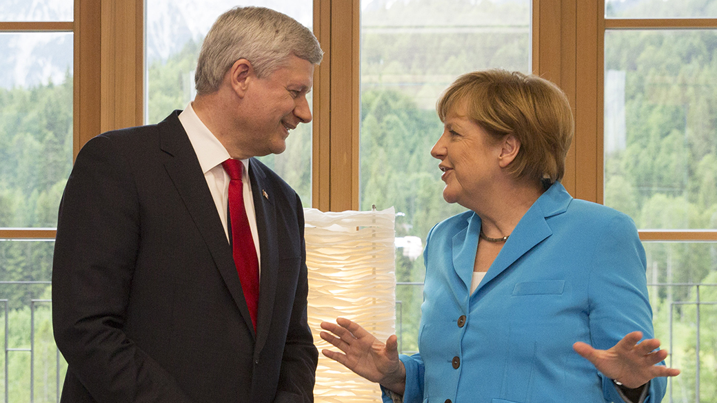 Le Premier ministre Stephen Harper rencontre Angela Merkel, Chancelière de l’Allemagne.