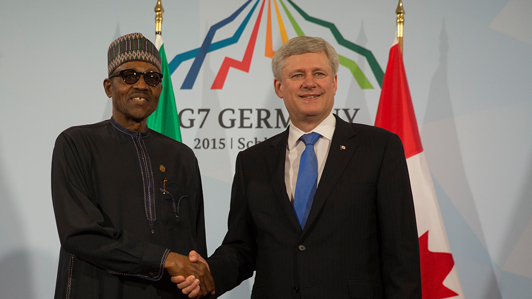 Le Premier ministre Stephen Harper rencontre Muhammadu Buhari, Président du Nigeria, en marge du Sommet du G7 de Schloss Elmau.