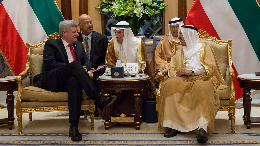 Prime Minister Stephen Harper meets with His Highness Sheikh Sabah Al-Ahmad Al-Jaber Al-Sabah, Amir of Kuwait, during his visit to Kuwait.