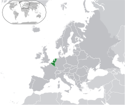 Location of  Benelux  (green)in Europe  (green & dark grey)