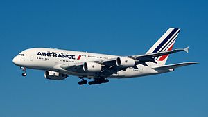 Air France Airbus A380-800 F-HPJB.jpg