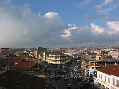 Aerial View of Kumasi in 2003.jpg