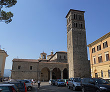Cattedrale di Rieti - esterno - 6.jpg
