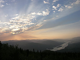 Dawson City Lookout Yukon River 3264px.jpg