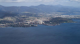 Hobart from the air.jpg