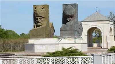 Busts of Ottoman Suleiman the Magnificent and Habsburg nobleman Miklos Zrinyi at Hungarian-Turkish Friendship monument in Szigetvar. Their forces clashed here in 1566. [Dan McLaughlin/Al Jazeera]