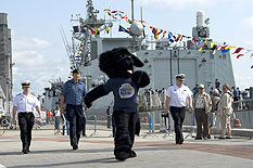 The Navy's Mascot walking on the piers of the Port of Québec.  Photo: Cpl Isabelle Provost  