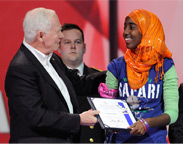 The Governor General presented the recognized Faduma Wais (Orléans, Ontario) during the National We Day event, on April 9, 2014, in Ottawa.