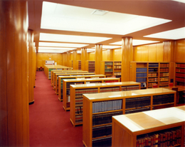 Photo - La salle principale de lecture de la bibliothque