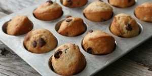 mini-banana-muffins-LEAD