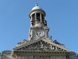 The bell tower of the town hall, where Martin and Martine (fr) mark the hours