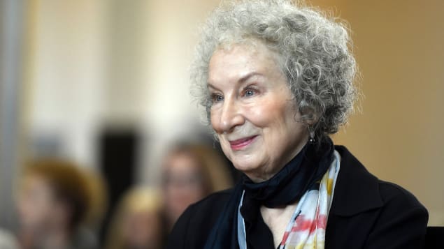 L'auteure canadienne Margaret Atwood à la cérémonie des prix Franz Kafka à Prague, le 17 octobre 2017
