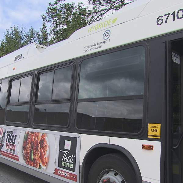 Un autobus de la ville de Sherbrooke