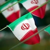 Plusieurs drapeaux officiels de l'Iran