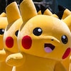 Plusieurs mascottes de Pikachu