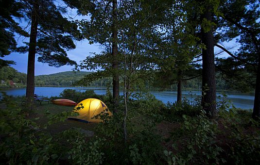 Choose your camping experience in Gatineau Park