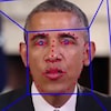 Deux images côte-à-côte du président Obama. Une d'entre elles est une version hypertruquée de son visage. 