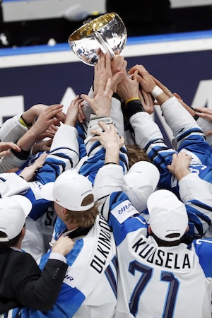 La Finlande signe un troisième triomphe en finale du Championnat du monde de hockey.