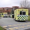 Des ambulances à l'école l'Aquarelle de Laval.