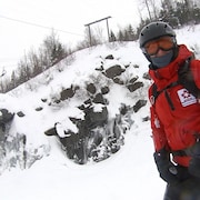 La Patrouille canadienne de ski surveille la sécurité des pistes et intervient en cas d'accident