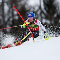 Mikaela Shiffrin en action lors d'un slalom de la Coupe du monde