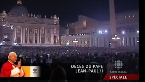 Image diffusée le soir du 2 avril 2005 de la place et de la basilique Saint-Pierre durant l'émission spéciale sur le décès de Jean-Paul II.