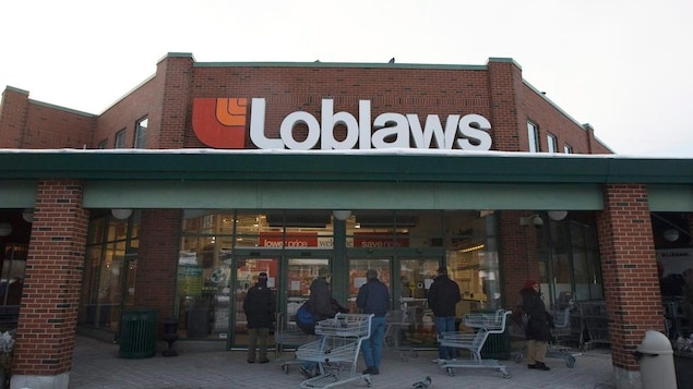 La façade d'un supermarché Loblaws