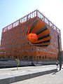 Cube Orange Confluence Lyon.JPG