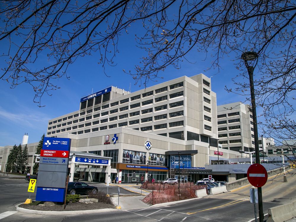 Vast majority of Ottawa hospital workers vaccinated against COVID-19