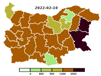 Rolling 14-days new cases prevalence of COVID-19 in Bulgaria by region.svg