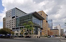 Toronto - ON - Toronto General Hospital.jpg