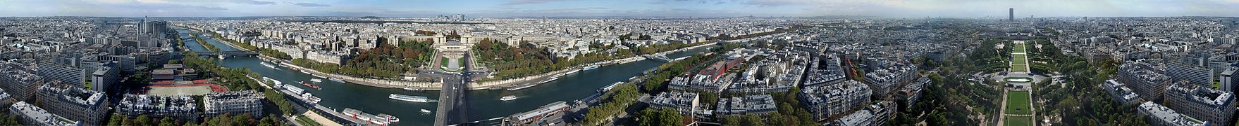 Panorama à 360° de Paris, photographié depuis la Tour Eiffel.